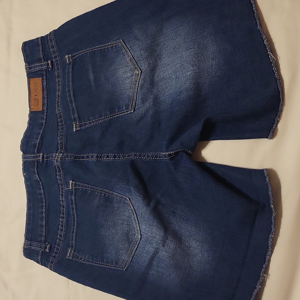 Leopard Detail Long Jean Shorts Size 10 - Picture 2 of 6